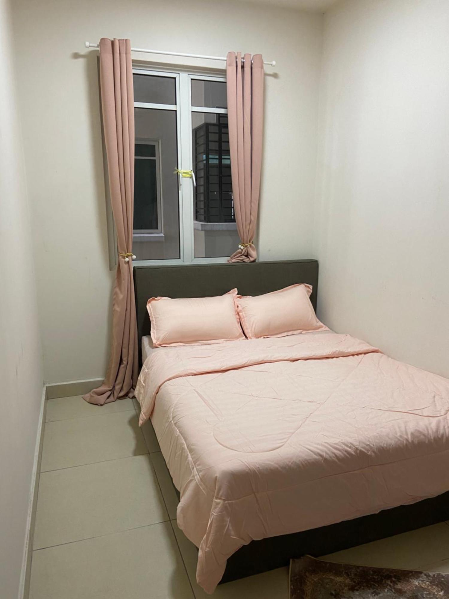 Suasana Damai Pj Apartment Sungai Buloh Exterior photo